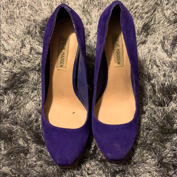 Cobalt blue suede Steve Madden heel - Picture 3 of 3